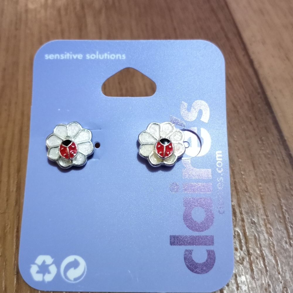 New!!!"Claires" sensitive solutions post earrings
